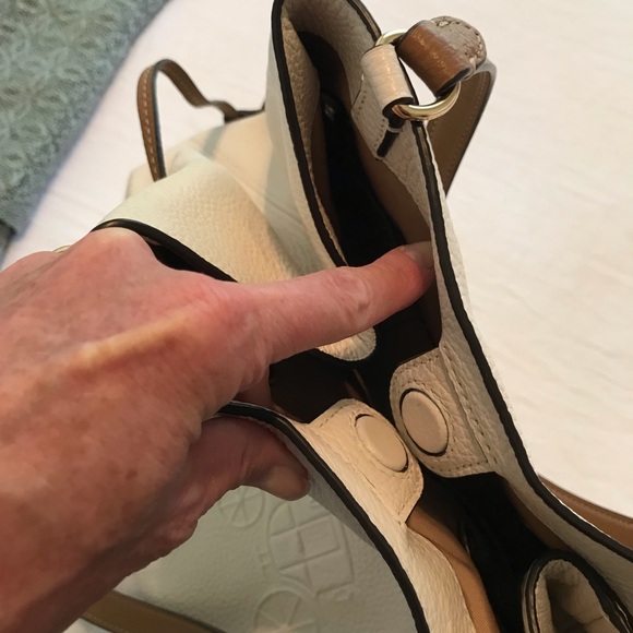 Coach Andy tote with horse and carriage - Picture 5 of 16